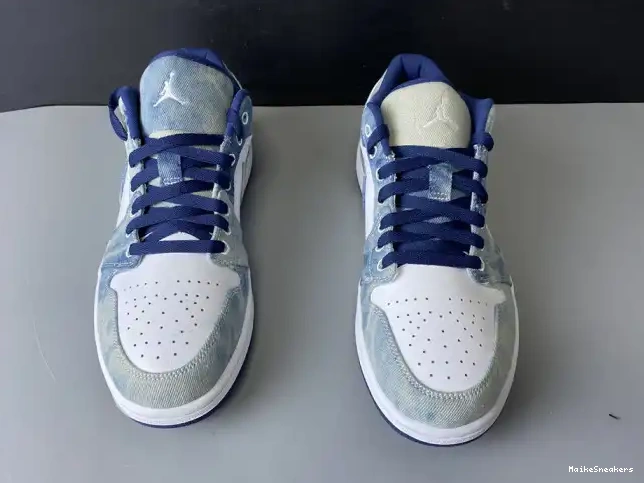 MaikeSneakers Washed Air Jordan CZ8455-100 1 Low Denim 0518